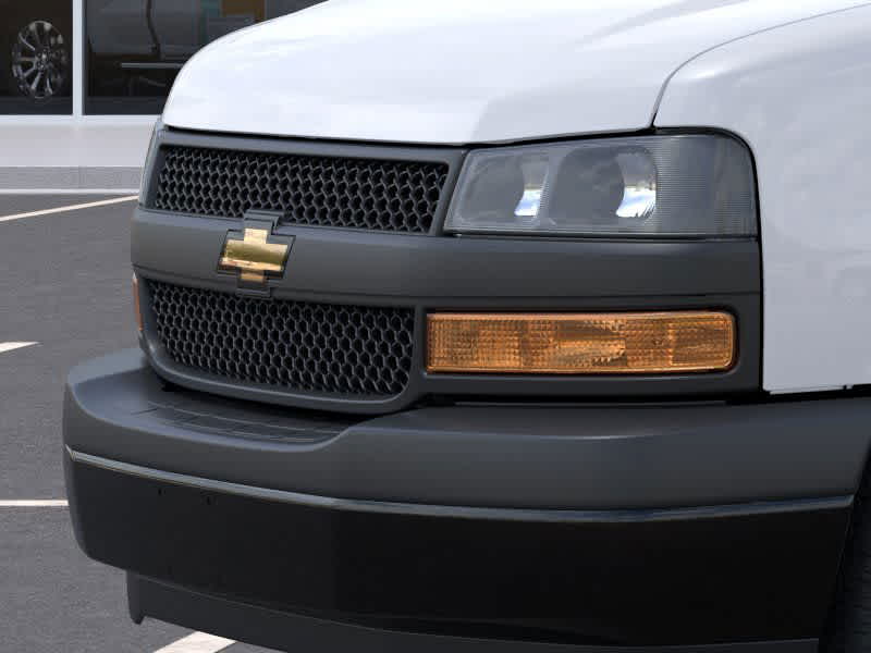 2025 Chevrolet Express LS